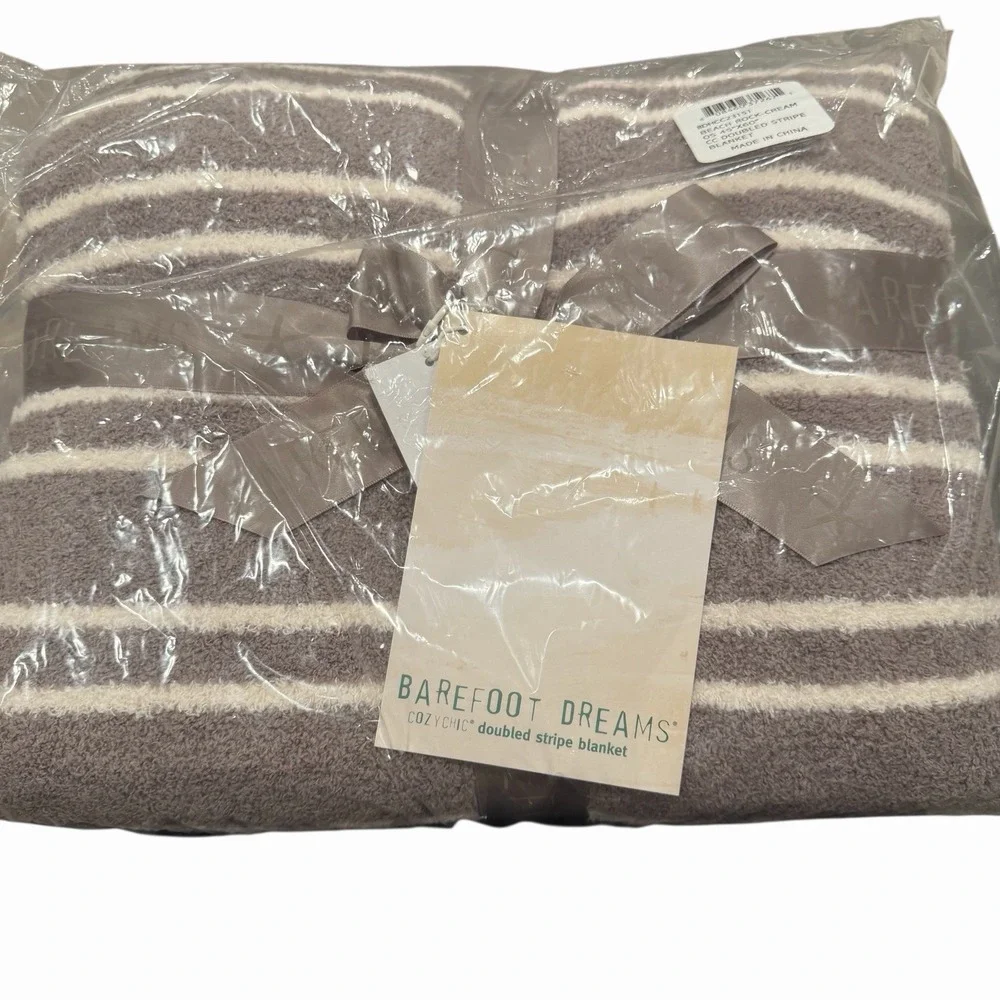 Barefoot Dreams Cozy Chic Double Stripe Throw Blanket 45X60 Beach Rock-Cream NWT